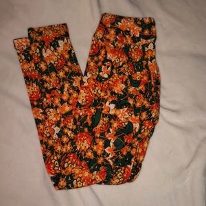 Lularoe leggings brand new never worn OS